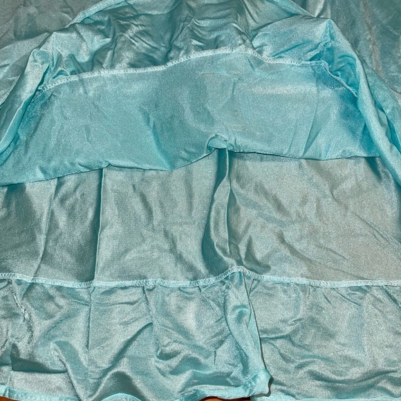 1940s NightGown ๐ - Picture 3 of 13